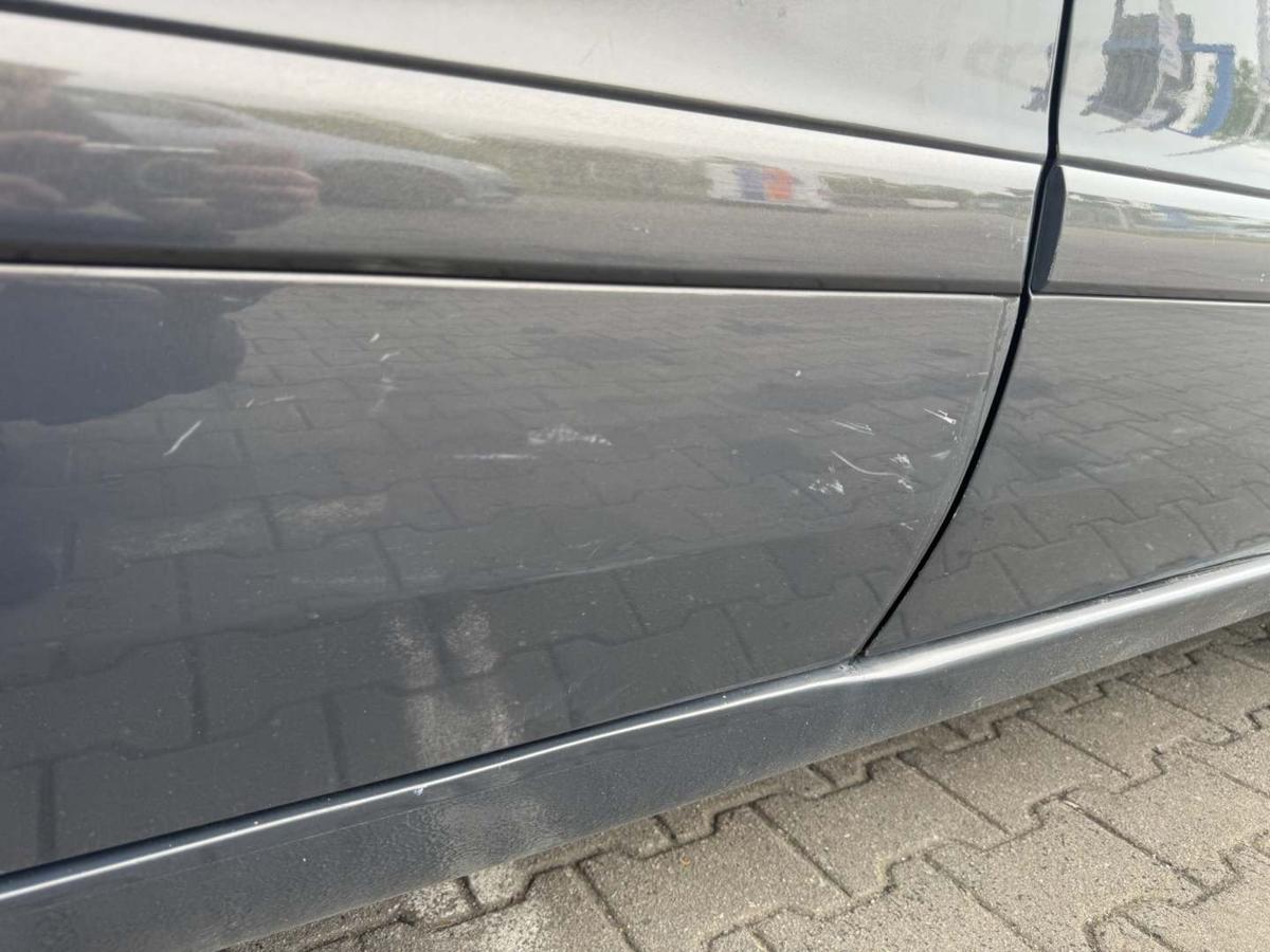 Opel Zafira B original T&uuml;r hinten rechts Z190 Phantom Grey Rohbau Bj.2012